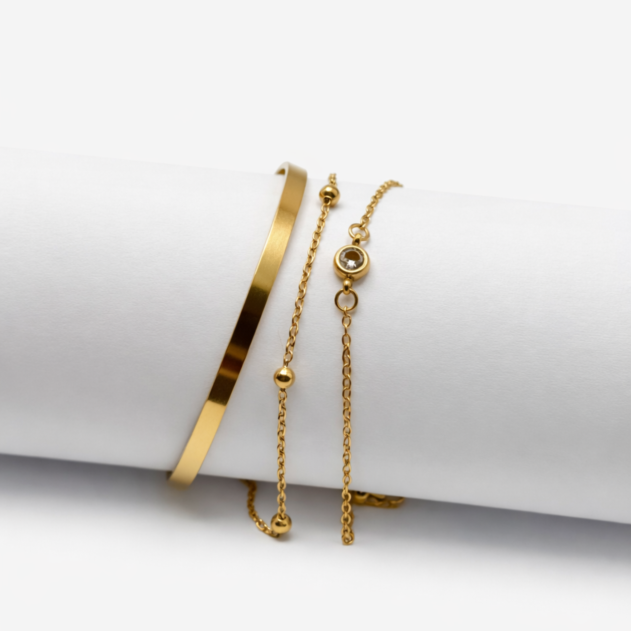 Brazalete y cadenas Nima